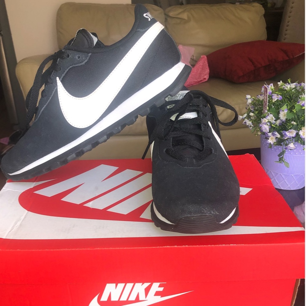 Nike Pre Love OX
